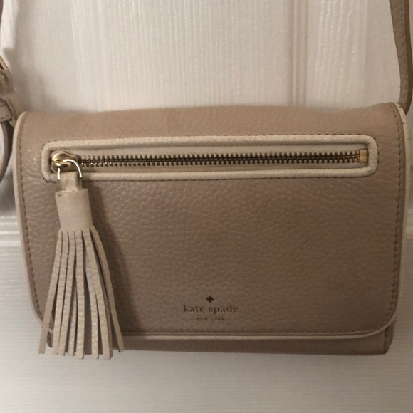 kate spade Handbags - Kate Spade Crossbody/Wallet